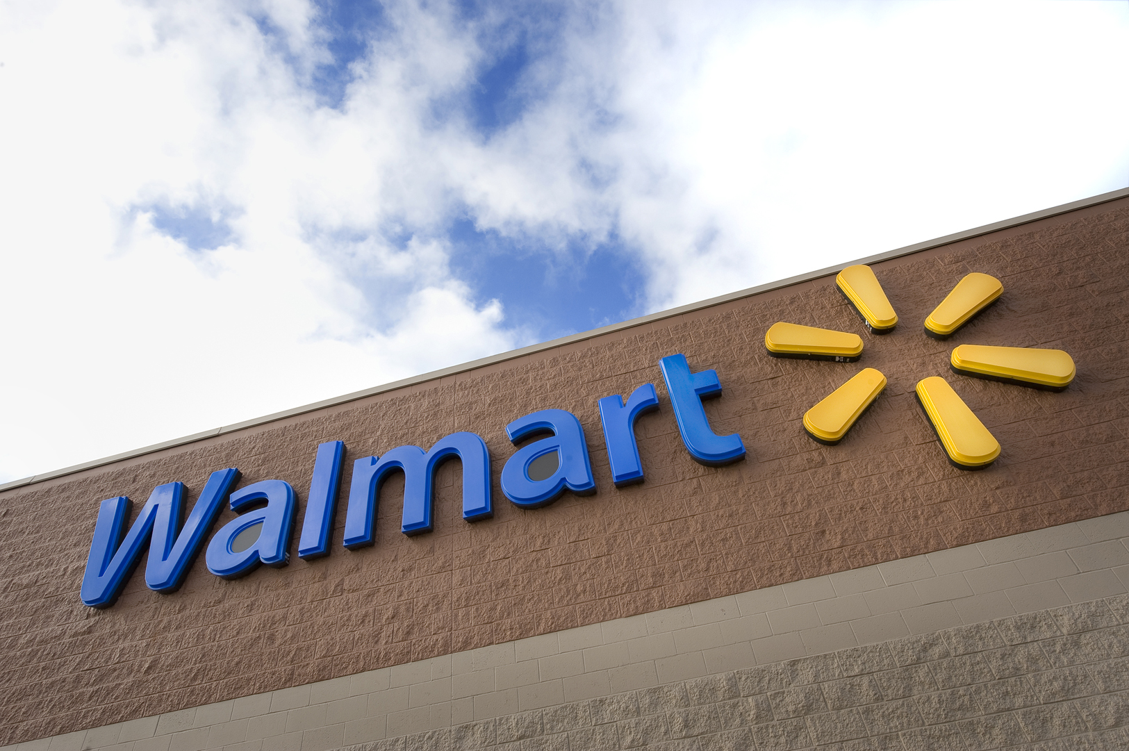 Walmart Store Revamp Checks Several Thematic Boxes